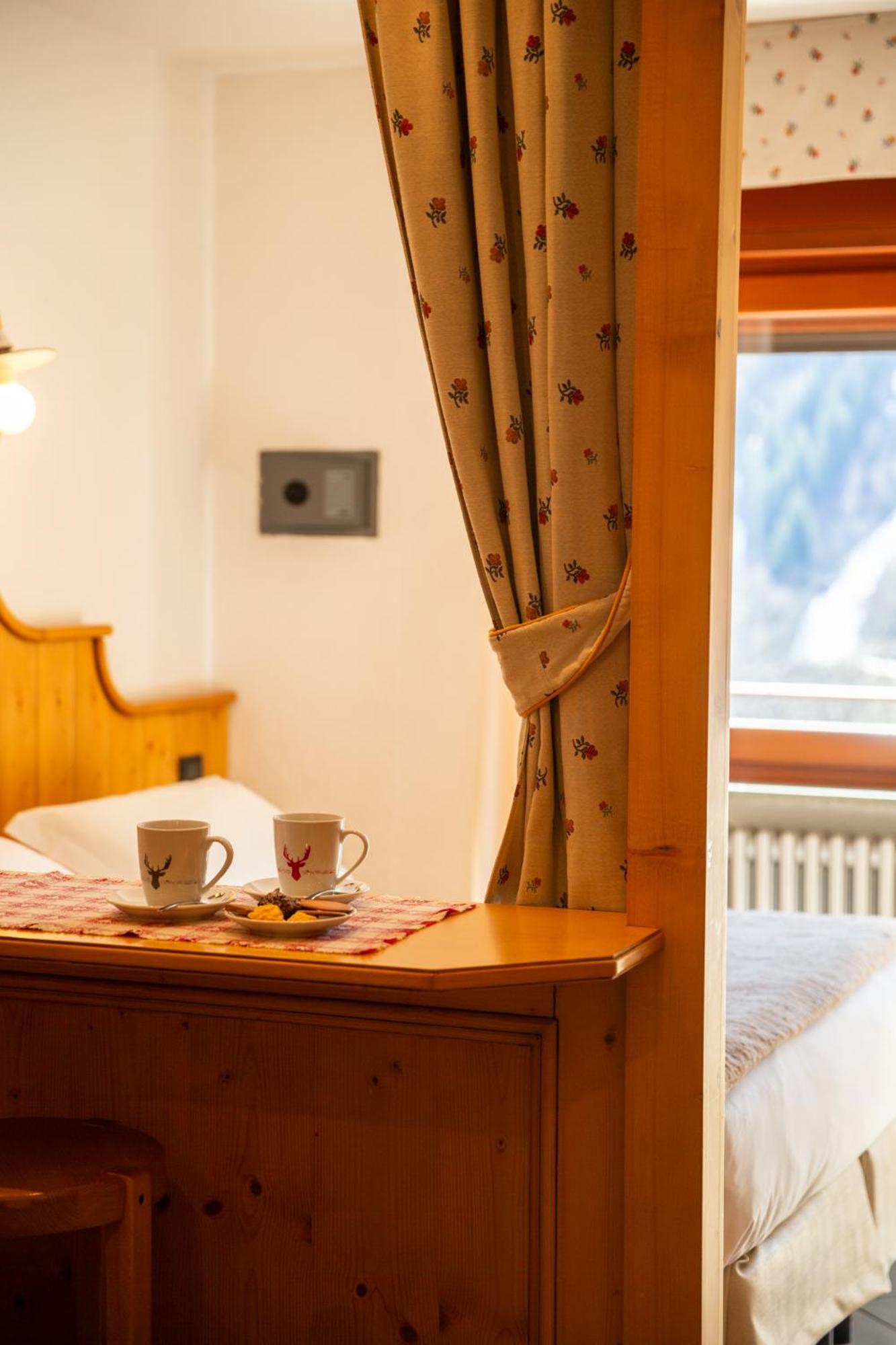 Vallee Blanche Hotel